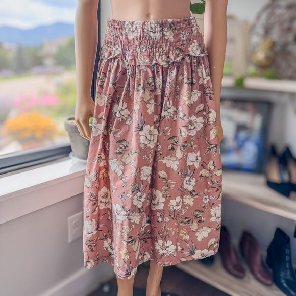Antonio Melani Dusty Rose Magnolia Floral Skirt w/ Elastic Ruched Waist, Small - Picture 1 of 7